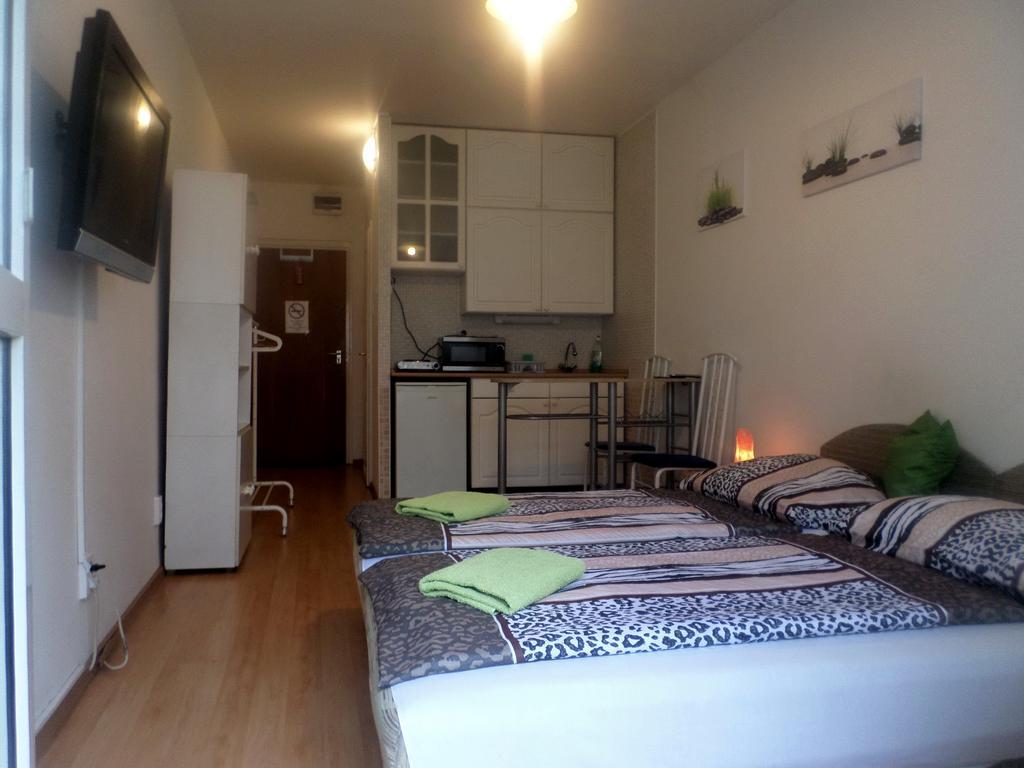 Apartments Leslie Budapest Eksteriør billede