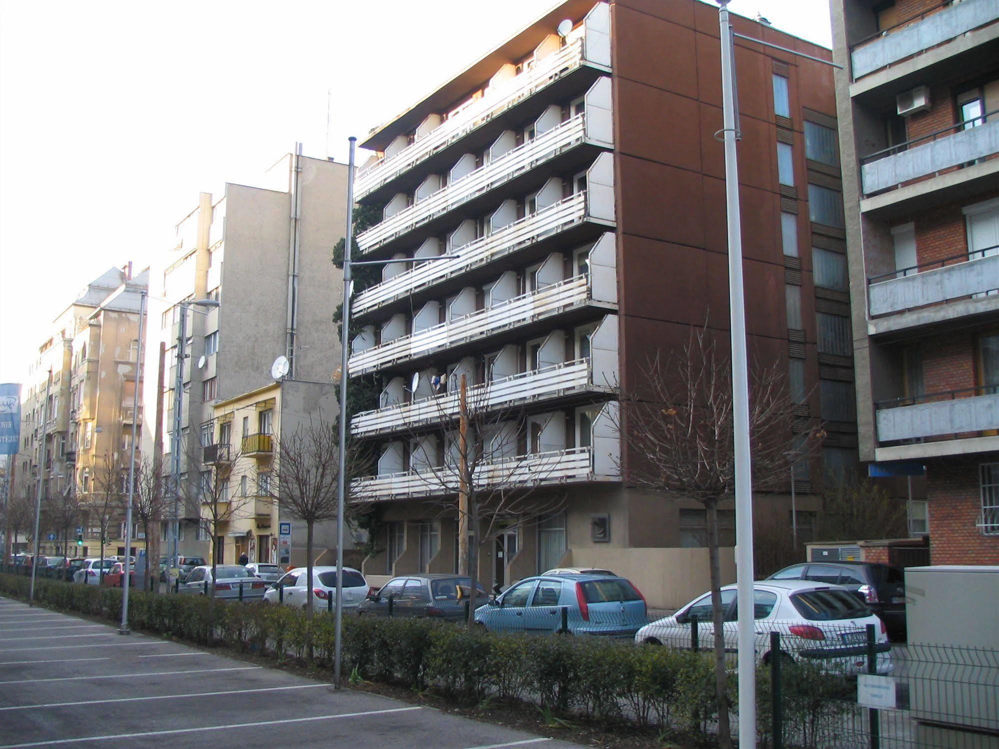 Apartments Leslie Budapest Eksteriør billede